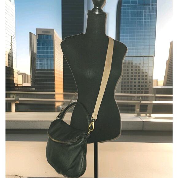 Margot Soft Leather Fold Over Tassel Crossbody Shoulder Bag Blackb13x8x3 - Picture 1 of 12